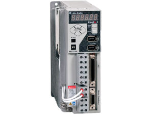 2071-AP4- KINETIX 3 - Kinetix 3, 230 Vca, 1 Ø, 3,3 A